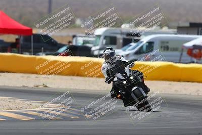 media/Apr-10-2022-SoCal Trackdays (Sun) [[f104b12566]]/Turn 2 (1135am)/